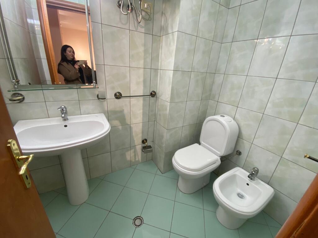 2+1,furnished,with parking space,near the zoo,720 euros