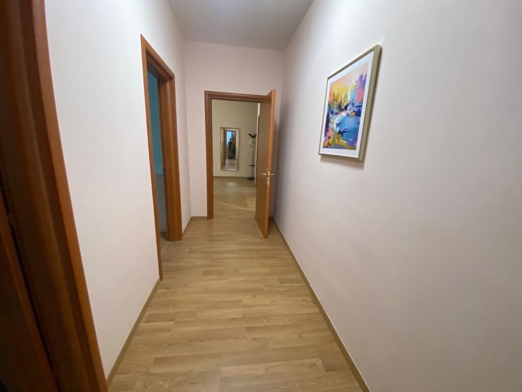 2+1,furnished,with parking space,near the zoo,720 euros