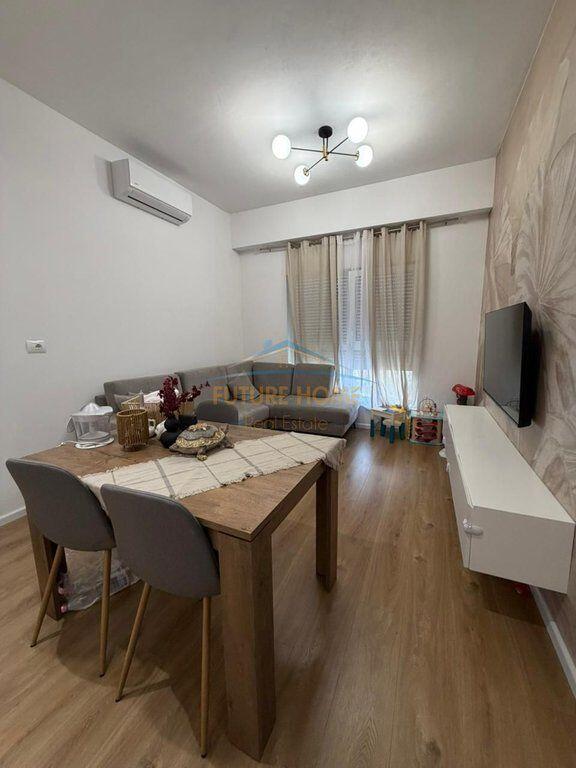 In vendita, Appartamento 1+1, Ali Dem, Residenza Kaimi, Tirana.