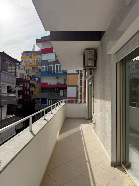 Apartament per Qira 1+1+Parkim liqeni thate