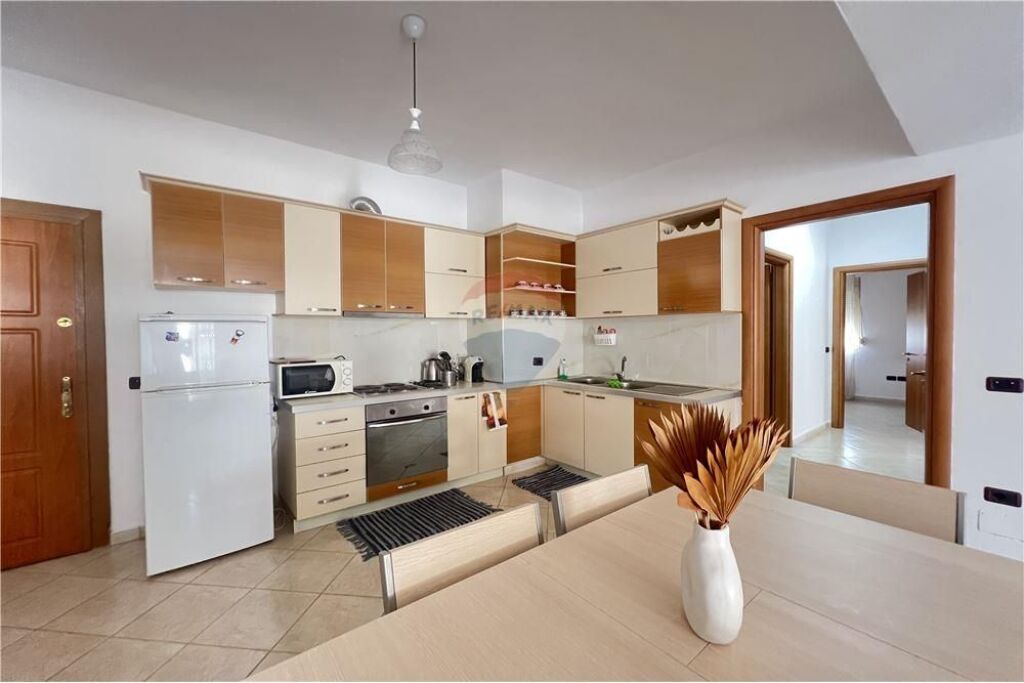 🏖 Appartamento moderno 2+1 in affitto - Lungomare, Vlore