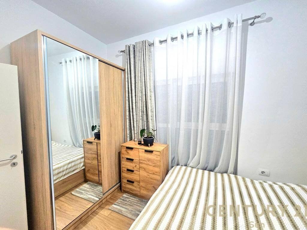APARTAMENT 1+1 PER QIRA NE ALI DEM.