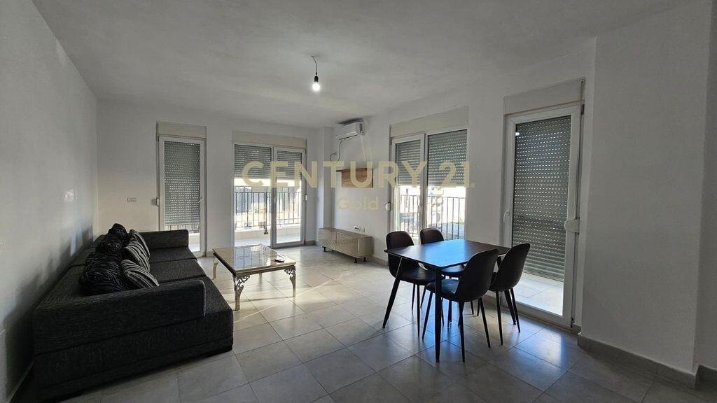 Affittasi Appartamento 2+1+2 vicino a 5 Maji