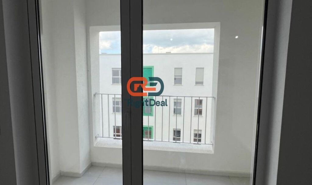 At Kaimi Complex, Apartment 1+1 For Sale With Regular Floor Plan!