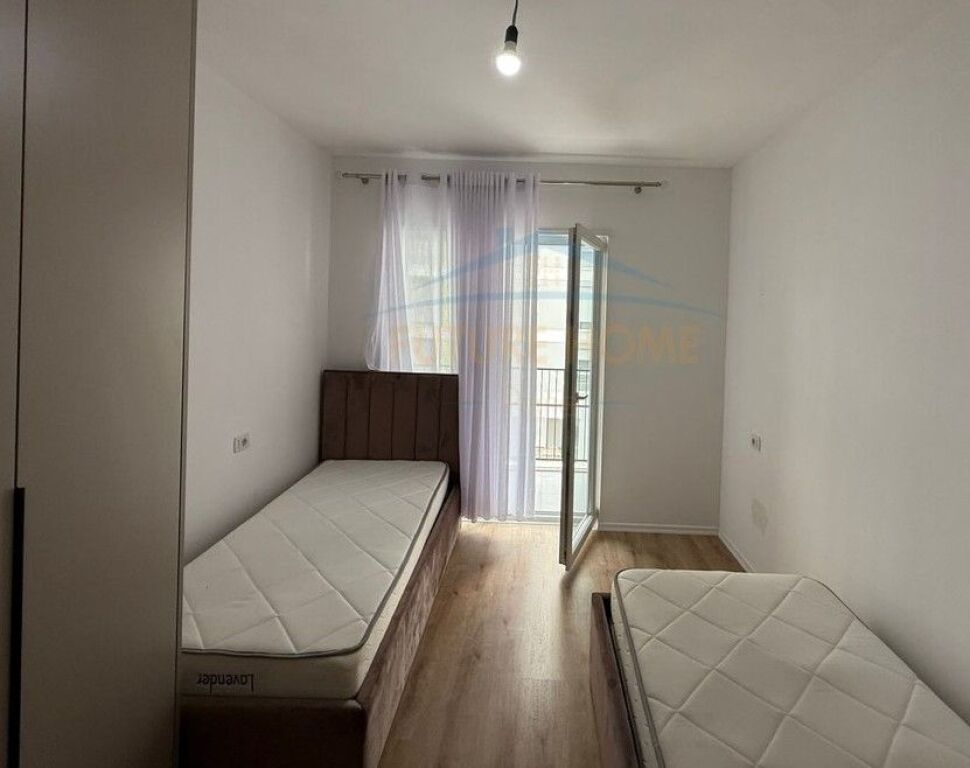 Appartamento 2+1+POSTO AUTO, Univers City, Tirana