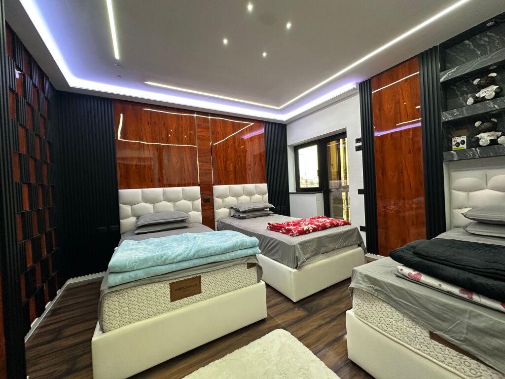 Rent, Apartment 2+1+2, Zogu i Zi, Tirana.