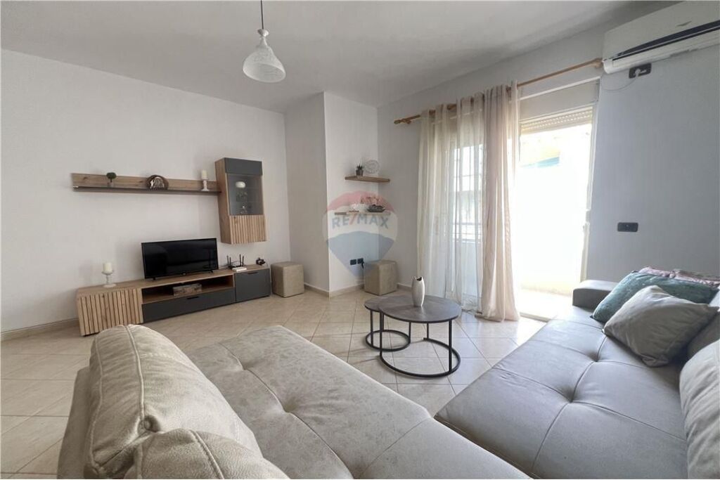 🏖 Appartamento moderno 2+1 in affitto - Lungomare, Vlore