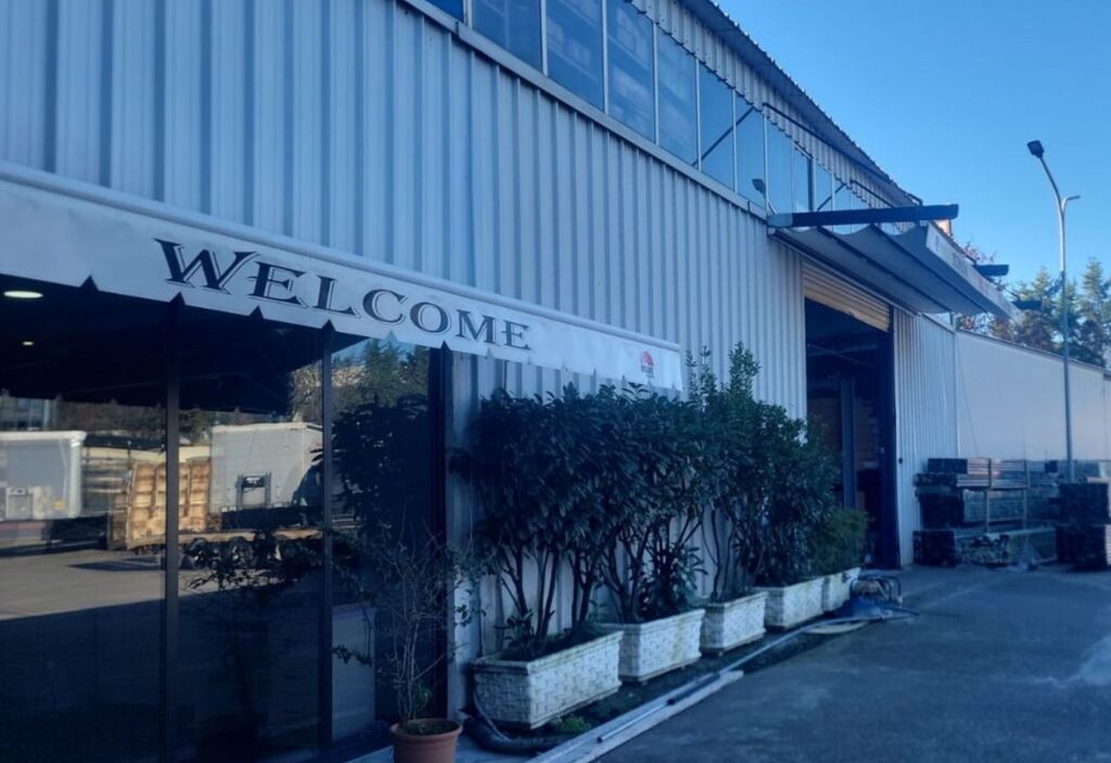 🌟 In Affitto – Magazzino 700 m² fronte Autostrada Tirana‑Durres | Ideale per Magazzini & Produzione