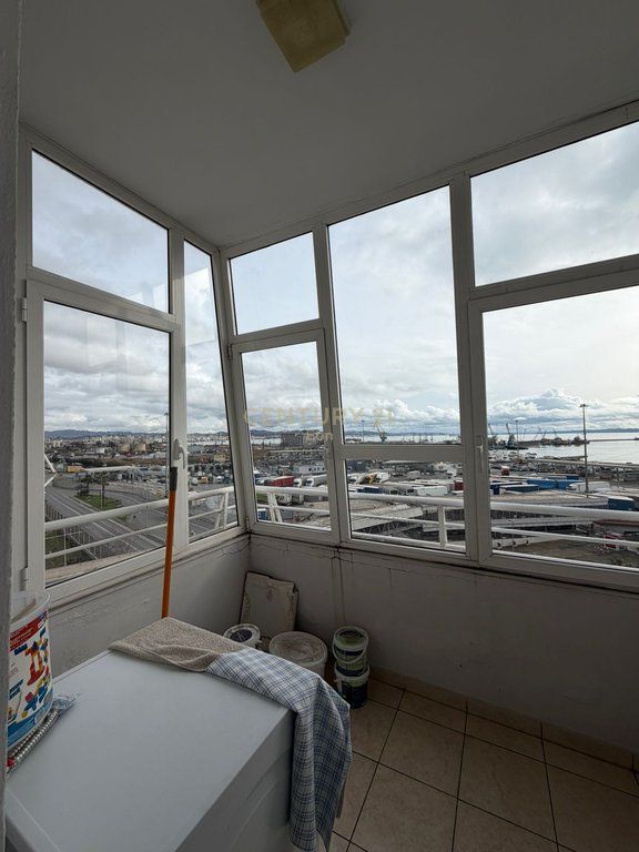 SUPER 2+1 APARTMENT AT THE NEW ROAD OF THE PORT