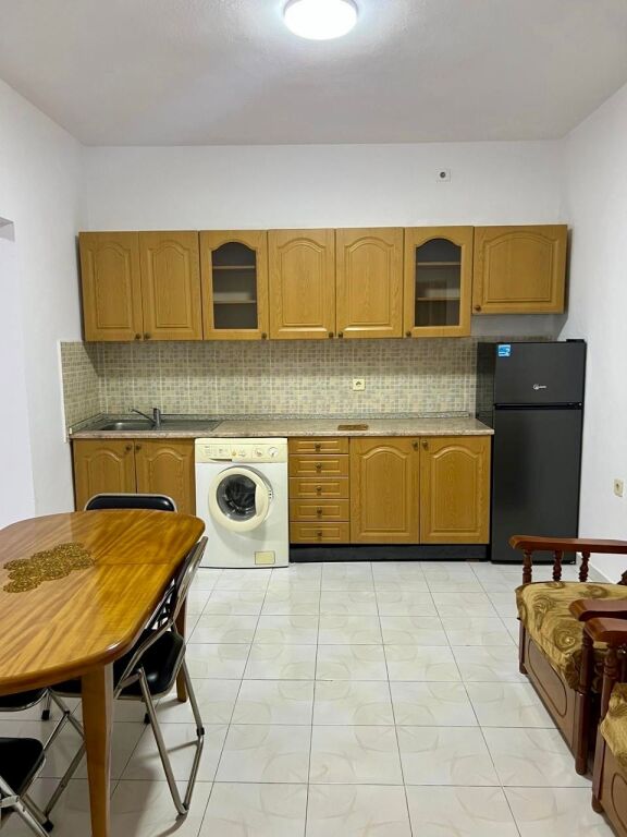 📣 QERA Apartament 2+1 📍Rruga "Elbasanit", Mbrapa Ambasades Amerikane ✨