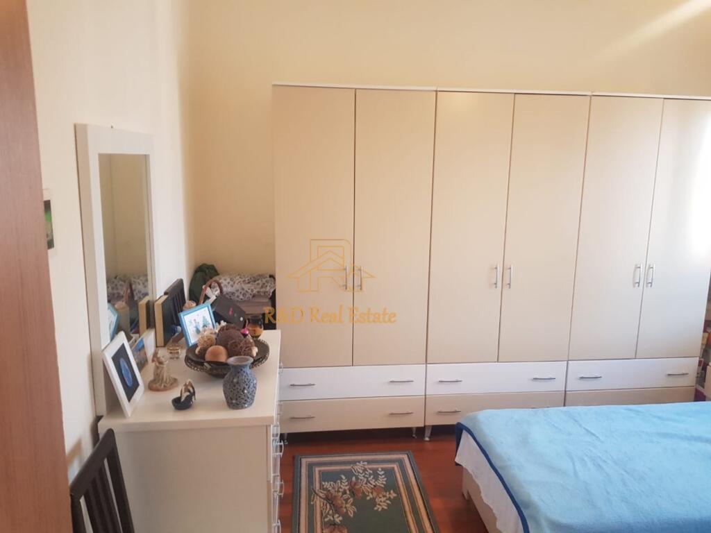 🏡 Appartamento 1+1 in affitto – Pazari i Ri