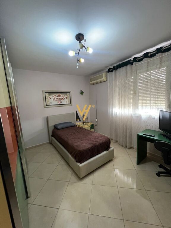 AFFITTASI APPARTAMENTO 3+1+BLK IN AFFITTO A 21 DICEMBRE 600 EURO