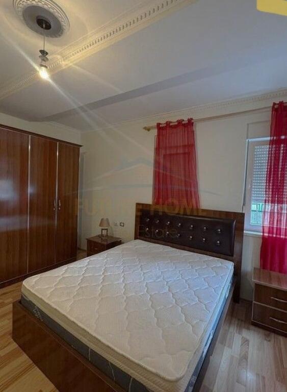 In vendita, Appartamento 1+1, Complesso Kontakt, 21 Dhjetori, Tirana
