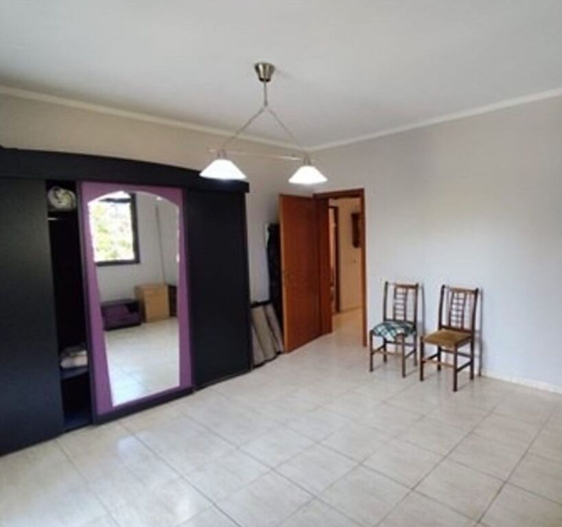 🌆 2+1 Apartment for Sale – Ali Demi, Tirana | Desirable and Close to Facilities