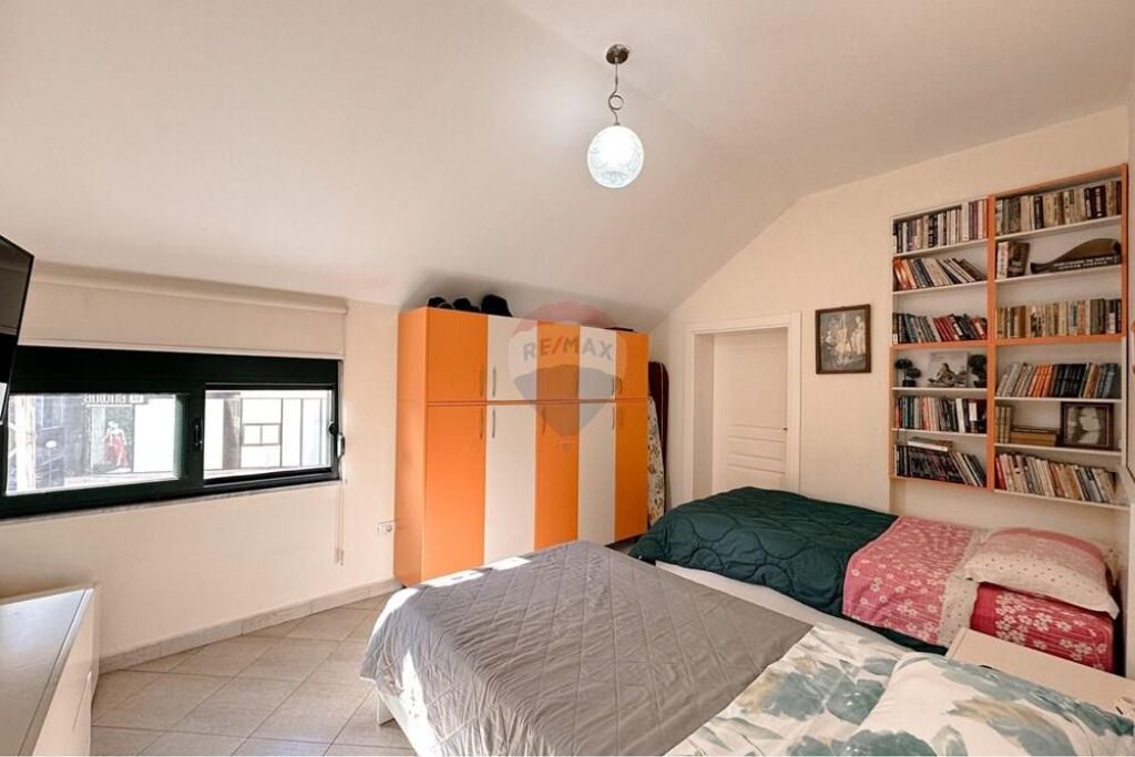 Shitet apartament 2+1 te Liqeni i Thatë, Tiranë