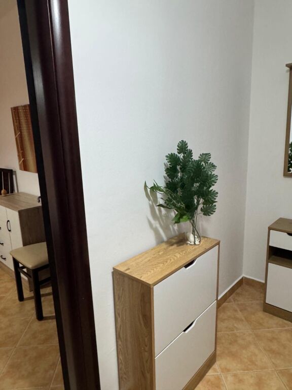 Apartament 1+1 me qera prane Ambasades Amerikane