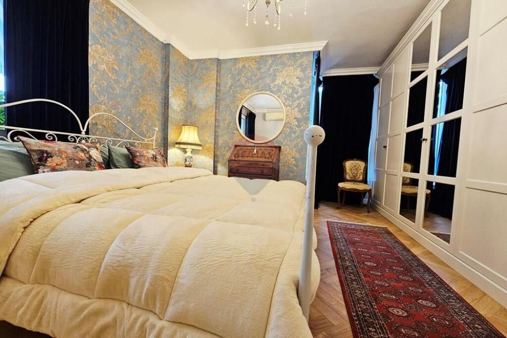 Apartment 2+1 for sale Std.Air Albania!