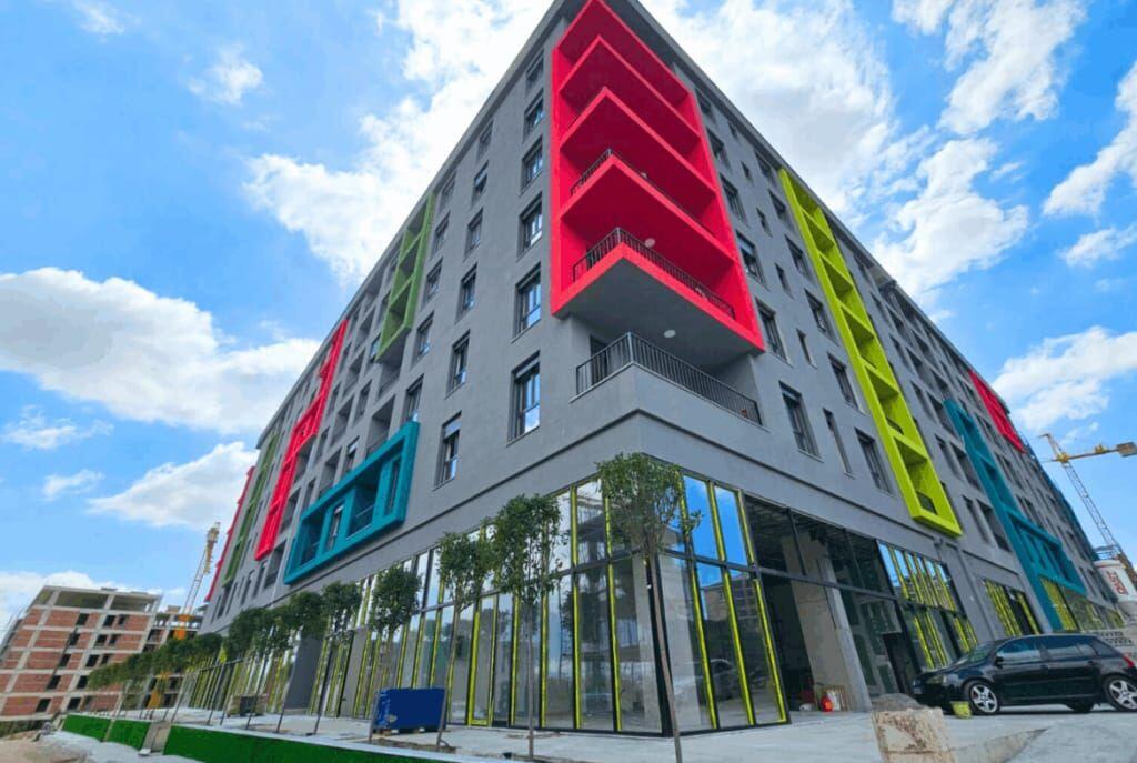 🏡 Shitet apartament 2+1 te Colour Splash, Paskuqan