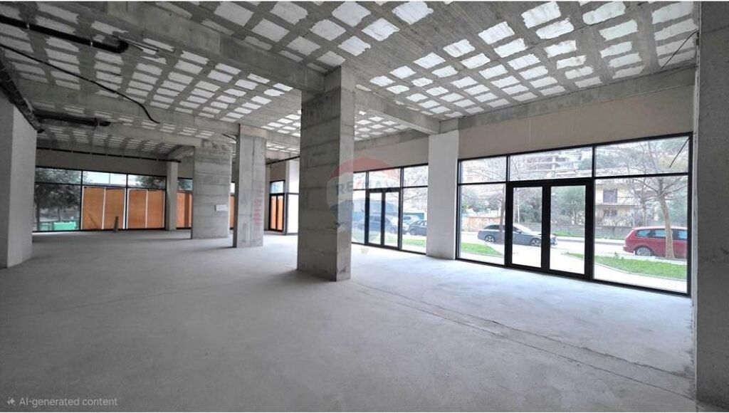 🏬 Premium Business Space for Rent – Lungomare, Vlorë