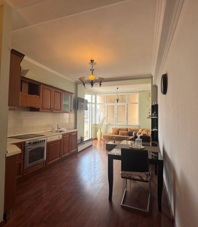 🌟 Comfortable 2+1 Office for Rent – Bllok, Tirana | Ideal for Urban Life