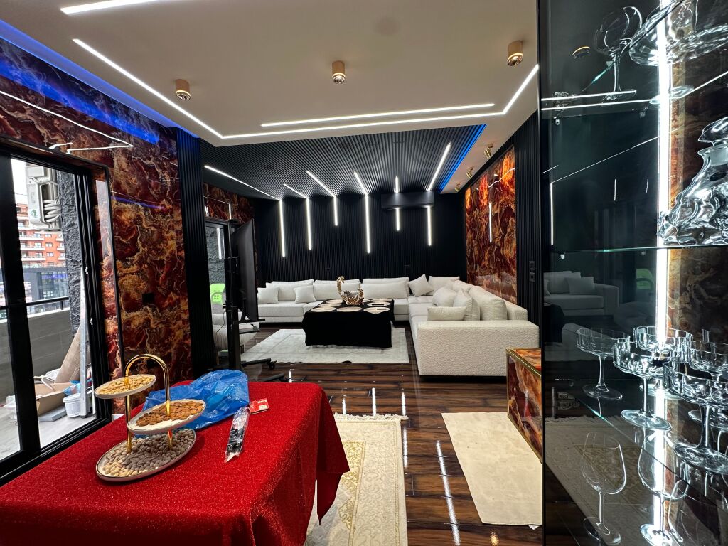 Rent, Apartment 2+1+2, Zogu i Zi, Tirana.