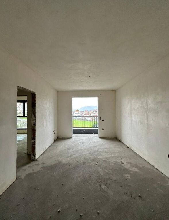 Apartament 2+1 – Colour Splash, Paskuqan