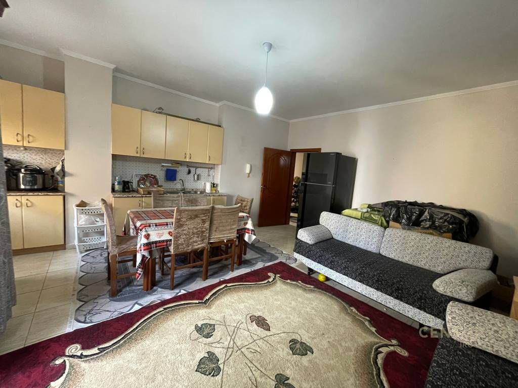Shitet apartament 2+1,Ali Demi!