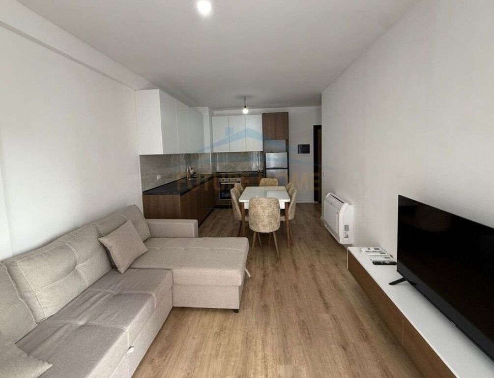 Appartamento 2+1+POSTO AUTO, Univers City, Tirana