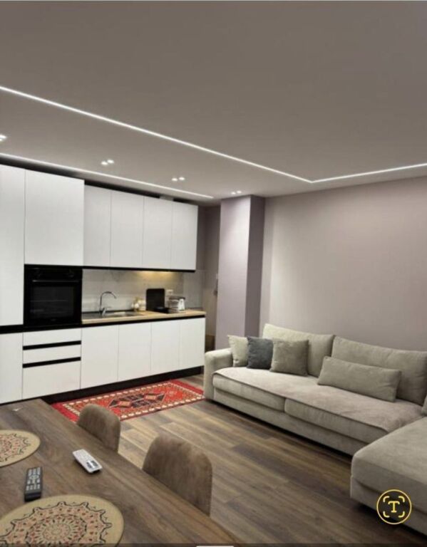 🏠 Jepet me qira apartament 2+1