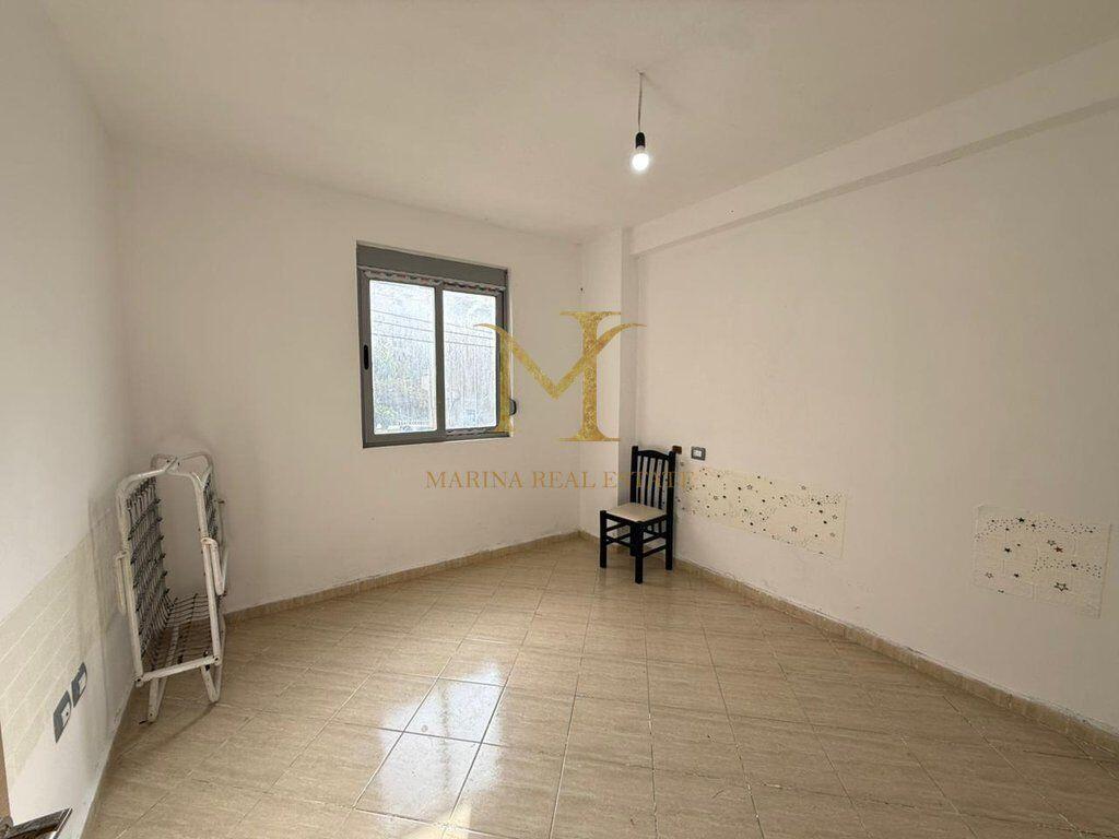 VENDESI APPARTAMENTO 1+1 VICINO A SHKEMBI KAVAJES !!