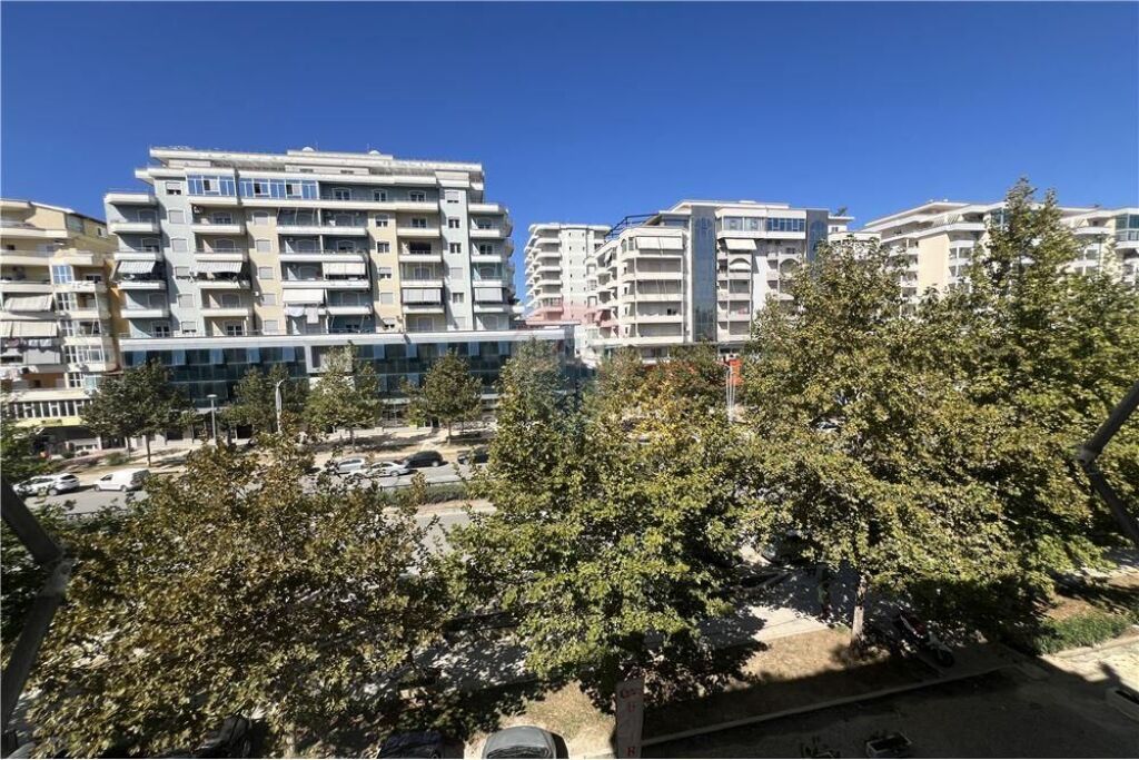🏡 Apartament 2+1 në shitje –(Transballkanike), Vlorë