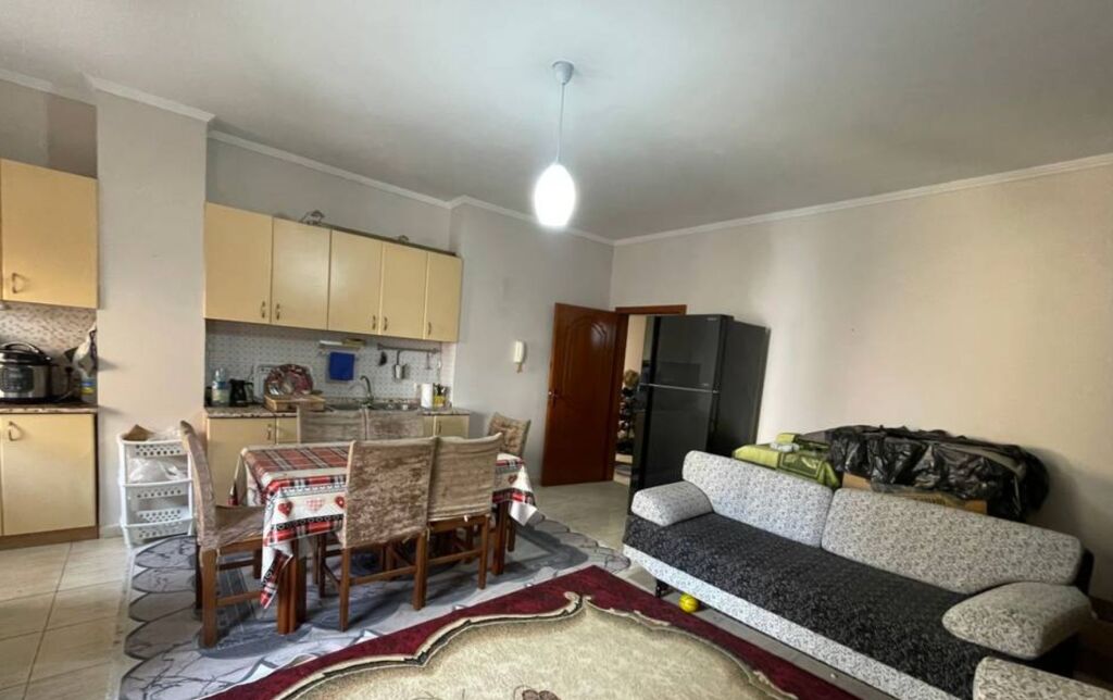 🌆 2+1 Apartment for Sale – Ali Demi, Tirana | Desirable and Close to Facilities
