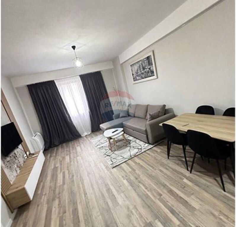 Offriamo in affitto un appartamento 1+1 nella zona di Astiri, nella residenza Urban Gate