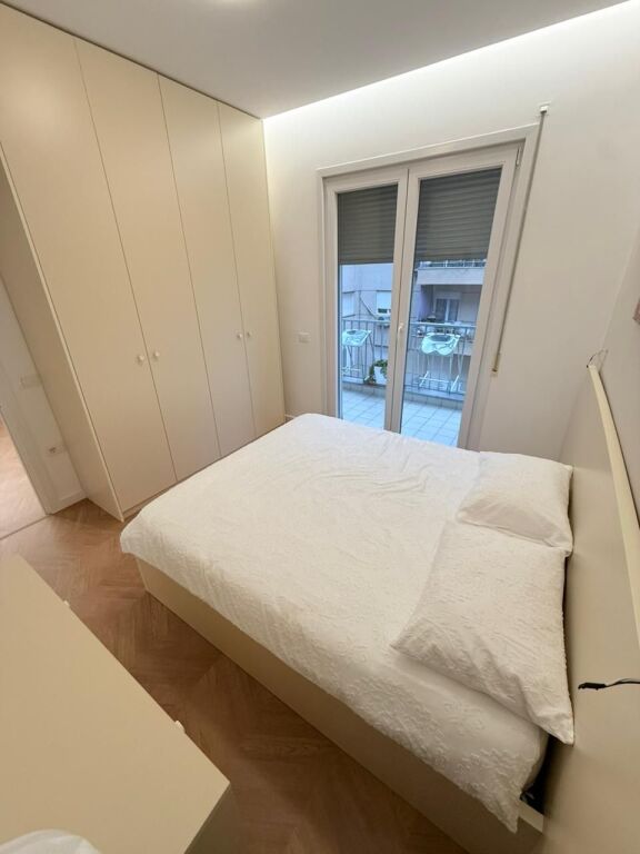 MODERN 2+1 APARTMENT FOR RENT NEAR THE DRY LAKE