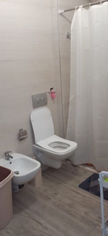 APARTAMENT ME QERA 1+1 YZBERISHT 60.000 LEKE