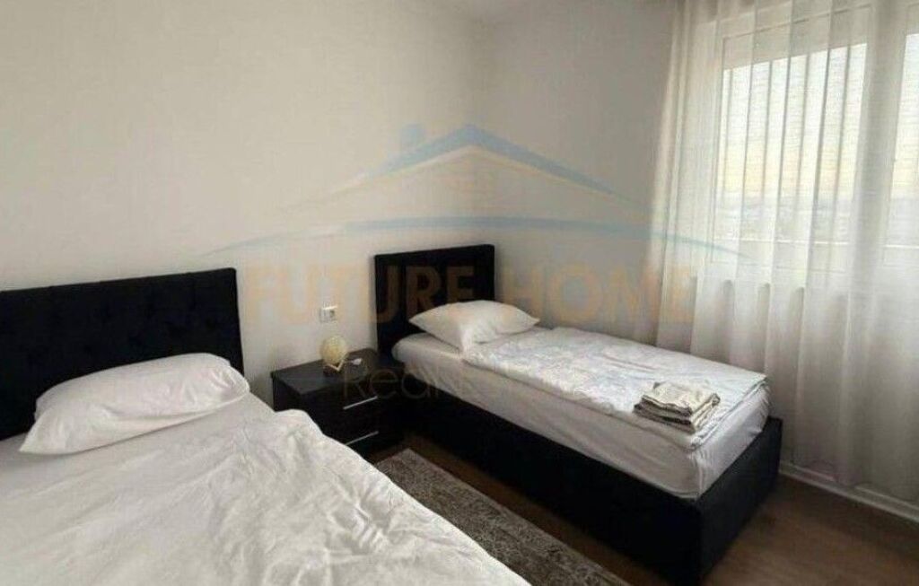 Affitto, Appartamento 2+1+2+Veranda, Via Dibres, Tirana