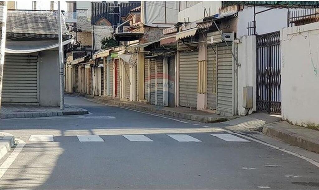 Negozio - In Affitto - Tregu Çam, Tirana
