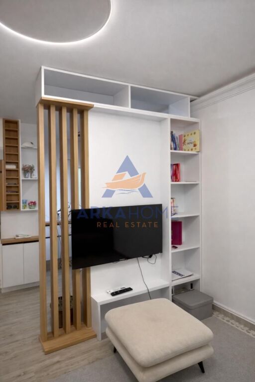 FOR SALE APARTMENT 1+1+BALCONY "NEAR GOLDEN PARK AMERIKAN 3" 14000000 LEKE