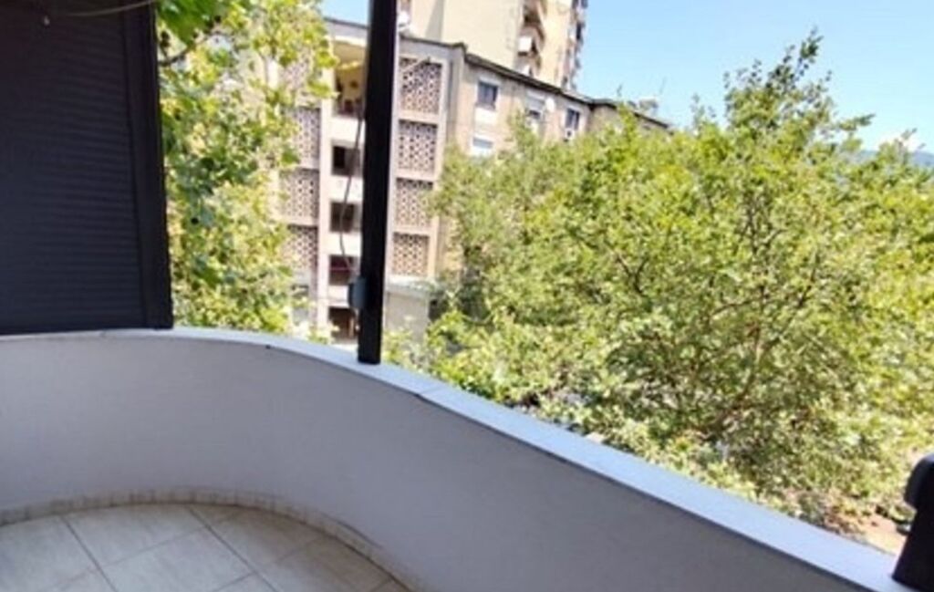 🌆 2+1 Apartment for Sale – Ali Demi, Tirana | Desirable and Close to Facilities