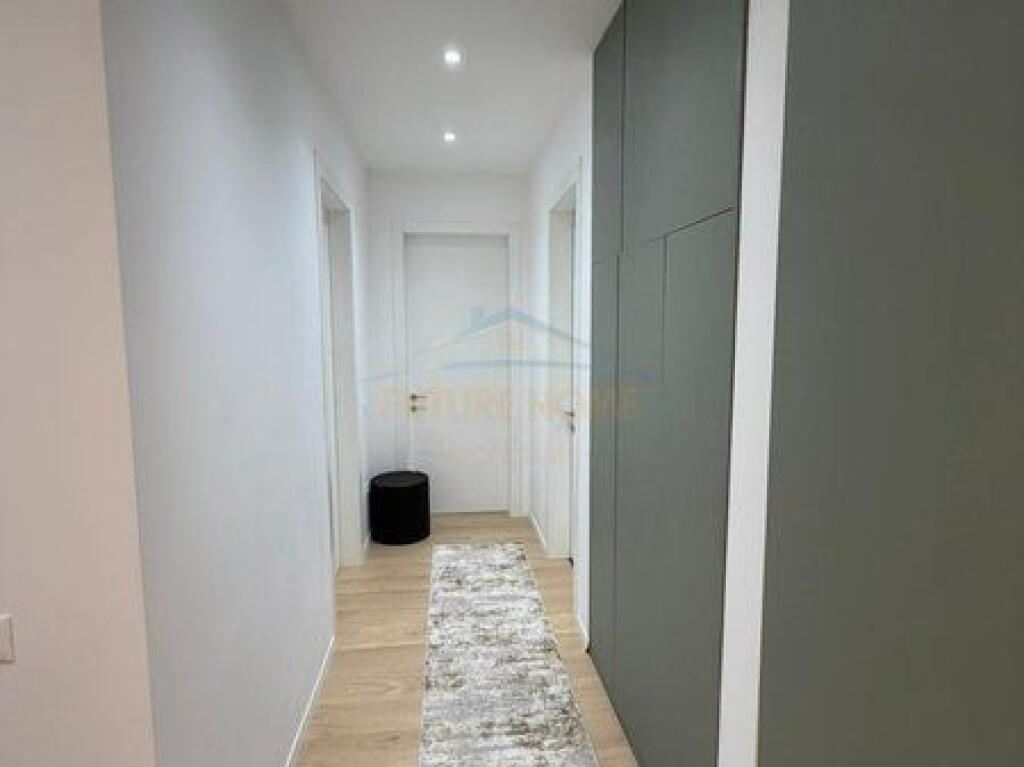 In vendita, Appartamento 2+1+2+Posto Auto, "Complesso Delijorgji", Tirana
