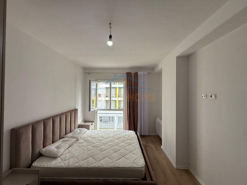Affitto, Appartamento 2+1+Posto auto, Univers City, Tirana