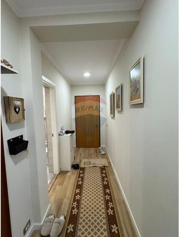 Appartamento - In Affitto - Pazari i Ri, Tirana