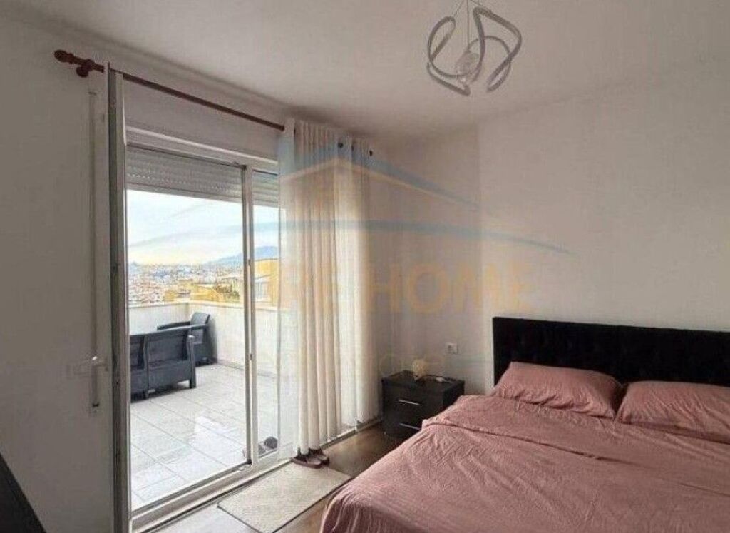 Affitto, Appartamento 2+1+2+Veranda, Via Dibres, Tirana