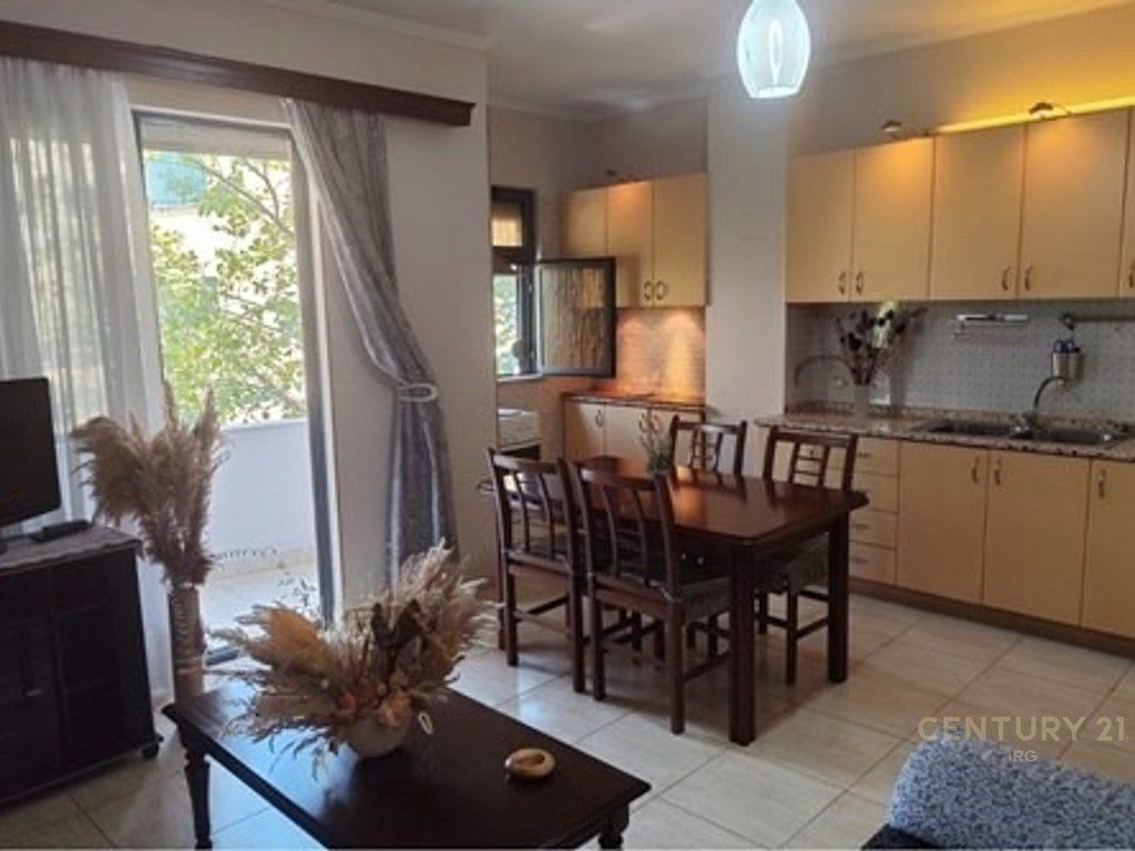 Shitet apartament 2+1,Ali Demi!