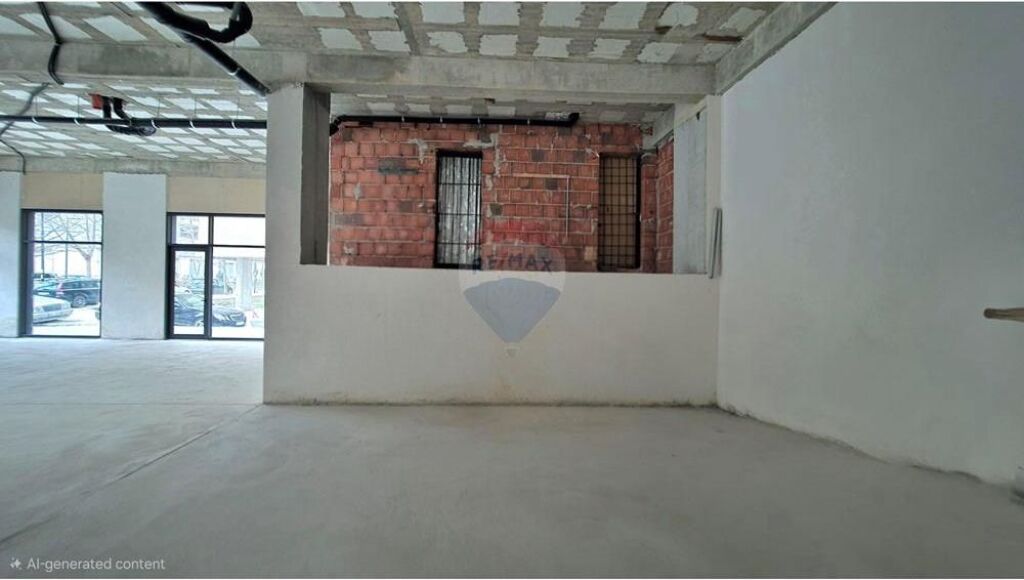 🏬 Premium Business Space for Rent – Lungomare, Vlorë