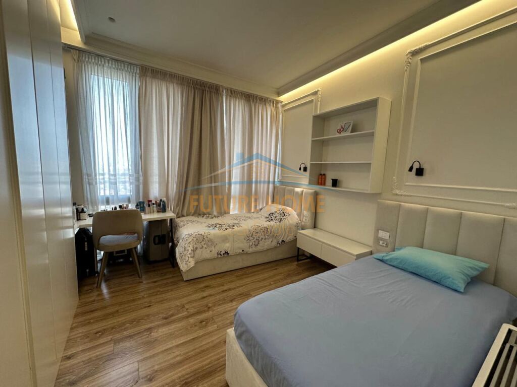 Affitto, Appartamento 2+1+parcheggio, Park Gate!