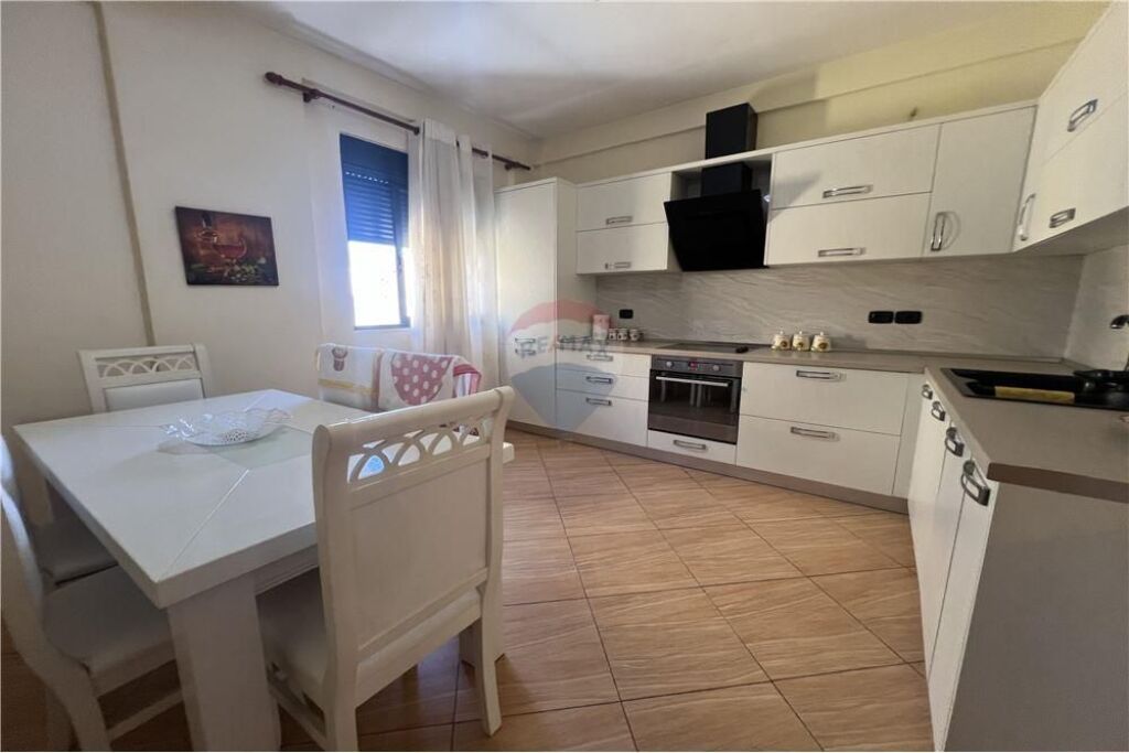 🏡 Apartament 2+1 në shitje –(Transballkanike), Vlorë
