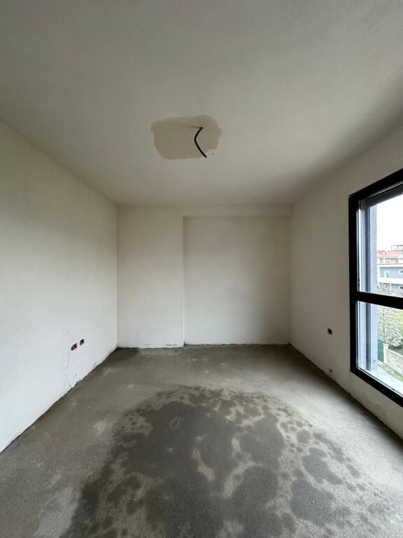 🏡 SHITET APARTAMENT 2+1 – COLOUR SPLASH, PASKUQAN