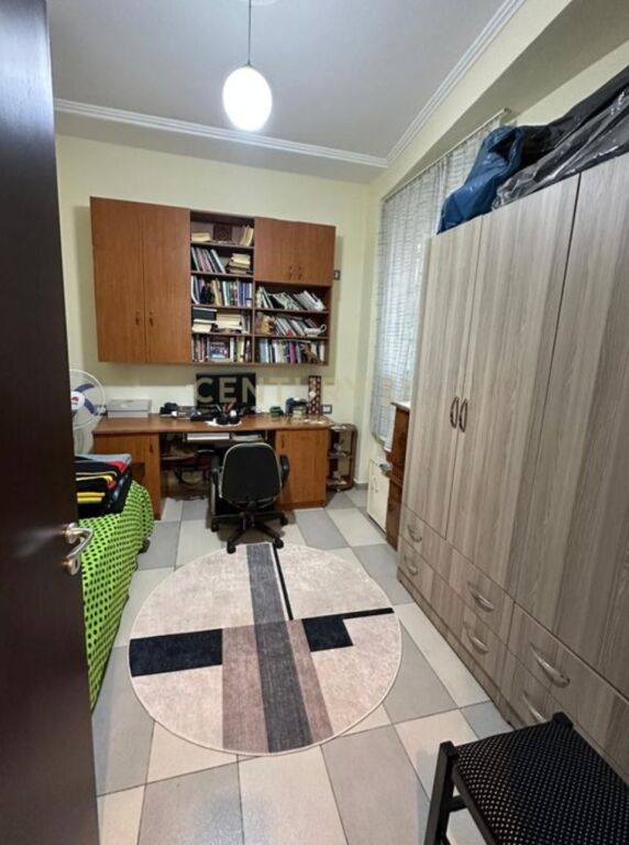 🌟 2+1 Apartment for Sale in Xhamllik – Practical Location in Tirana