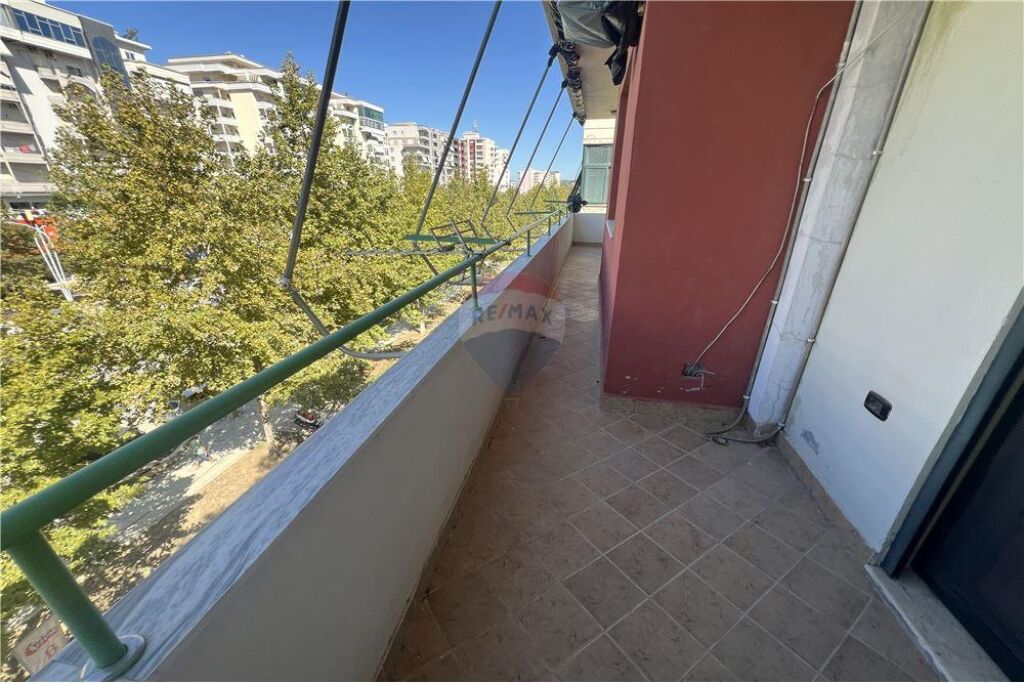 🏡 Apartament 2+1 në shitje –(Transballkanike), Vlorë